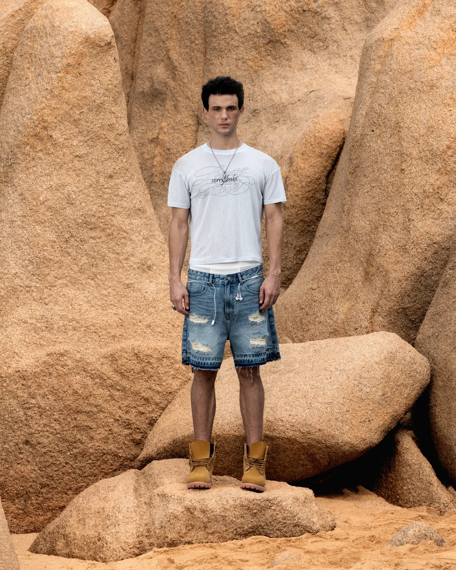 LOYALTY GRAPHIC OVERSIZED TEE