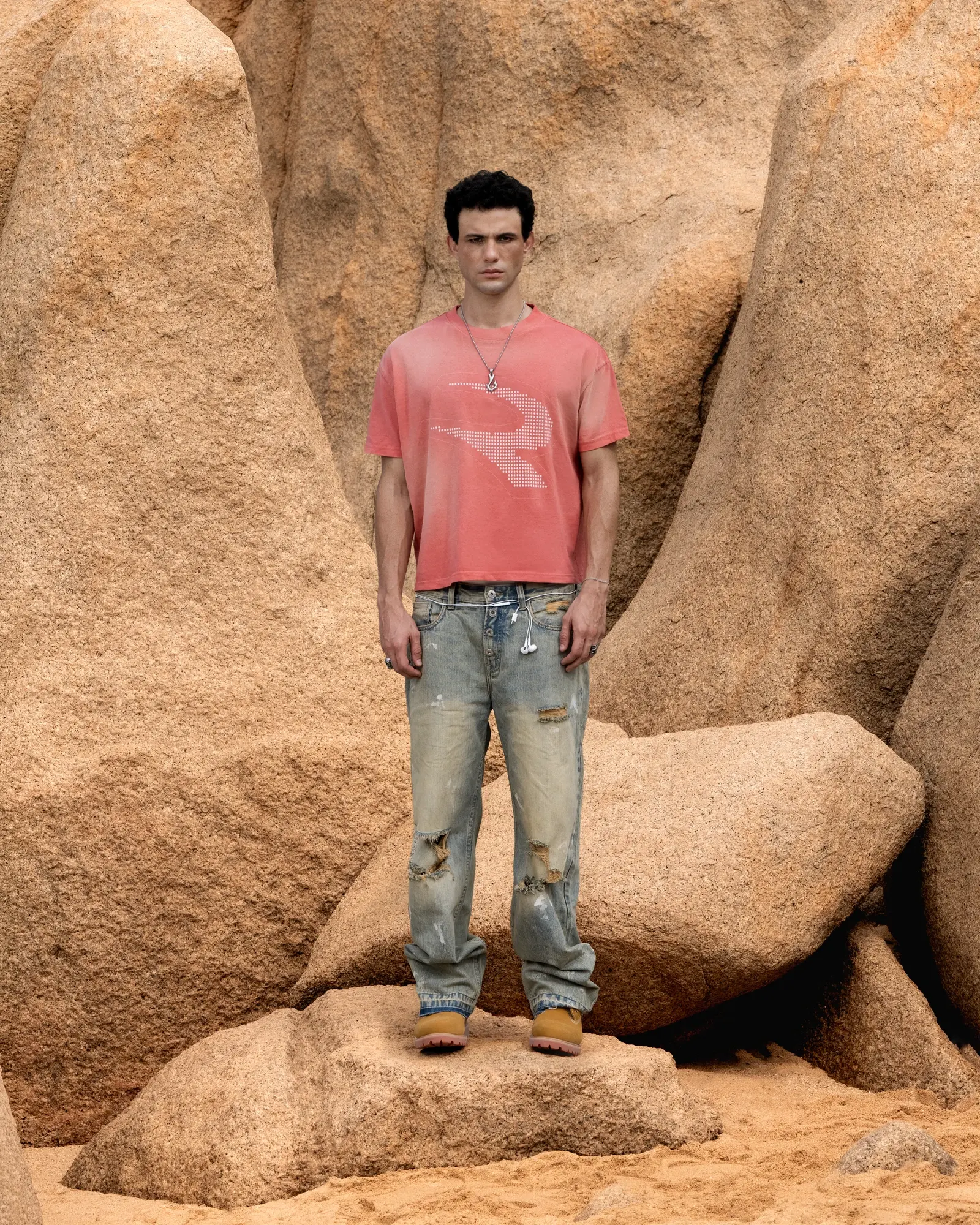 PIXEL STAR WASHED TEE